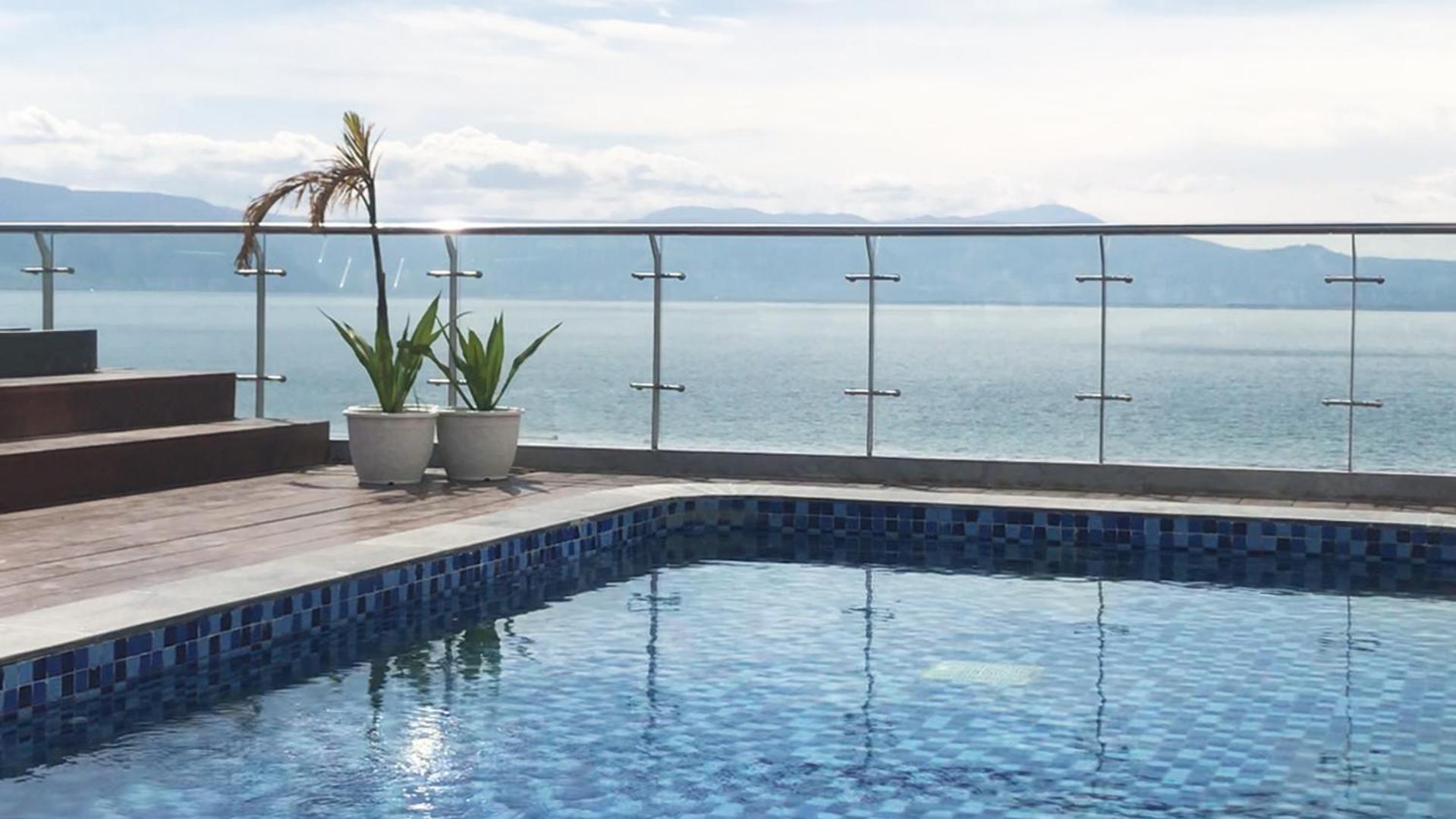 Labersa Hotel & Convention Center Samosir Sinapuran Экстерьер фото